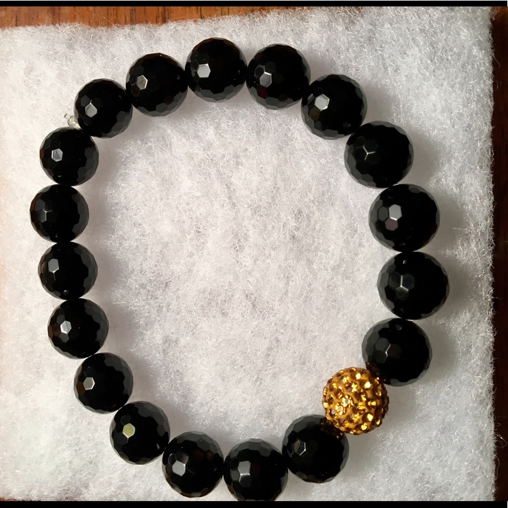 Black bead bracelet